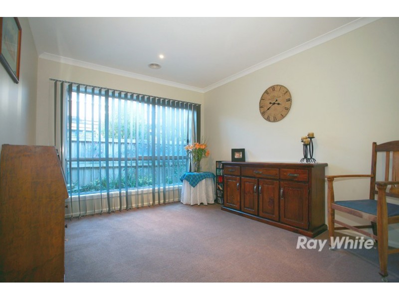 7 Alpine Heath Way, Lyndhurst VIC 3975