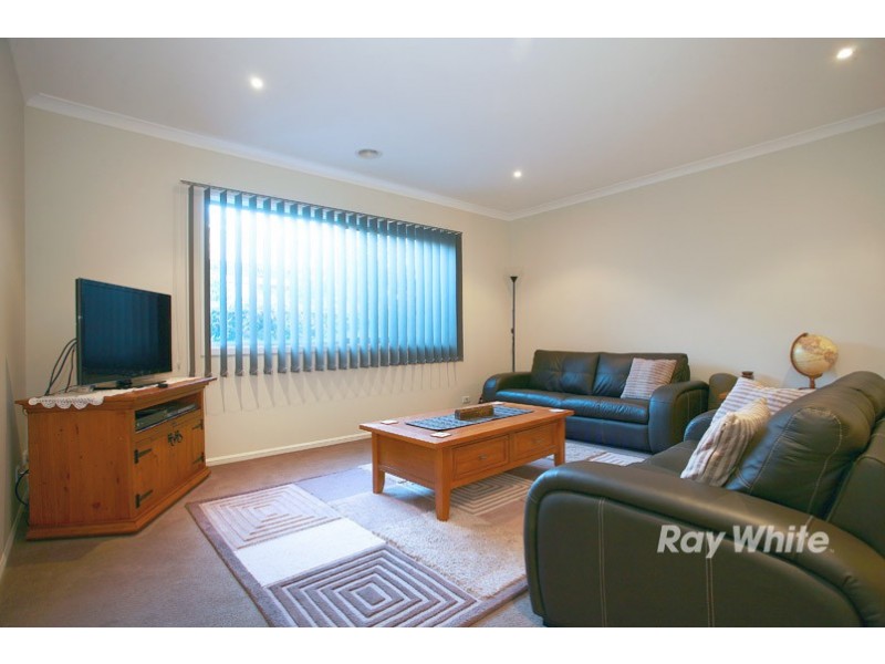 7 Alpine Heath Way, Lyndhurst VIC 3975