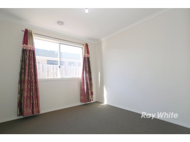 16 Pengana Way, Cranbourne VIC 3977