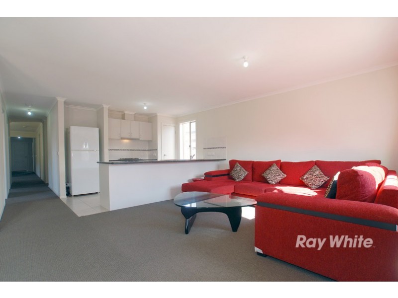 16 Pengana Way, Cranbourne VIC 3977