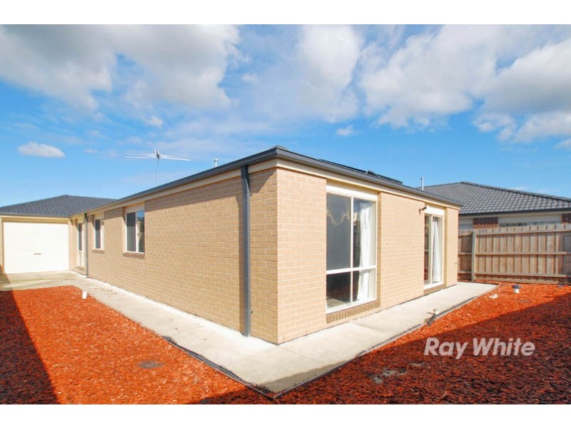 16 Pengana Way, Cranbourne VIC 3977
