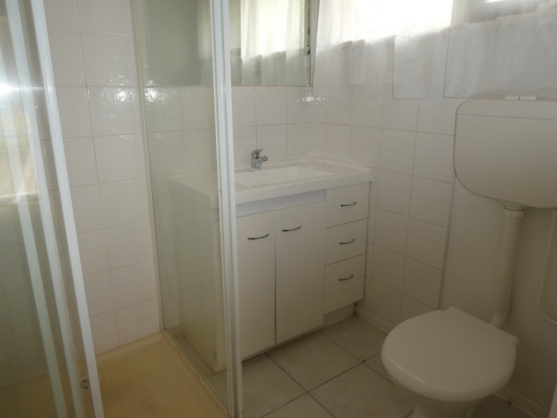 24 Strafford Avenue, Cranbourne VIC 3977