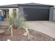 71 Calais Circuit, Cranbourne West VIC 3977