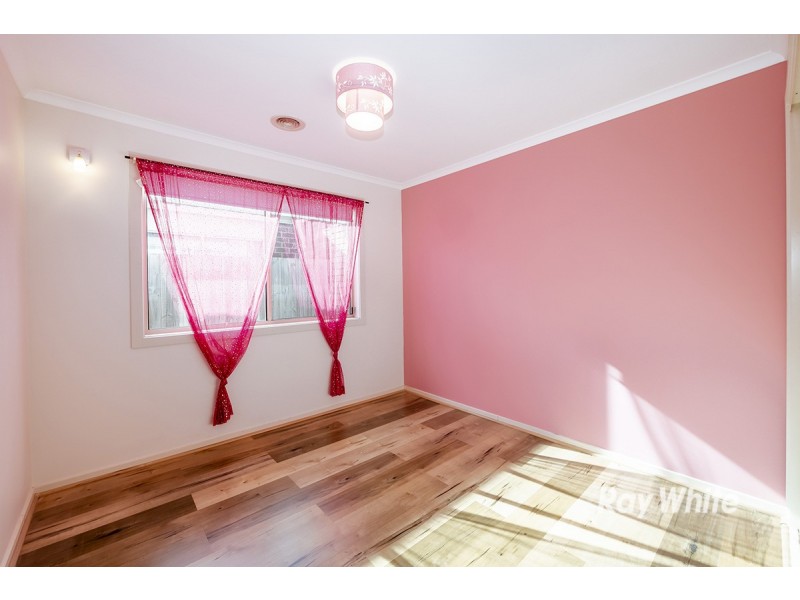 77 Golden Grove Drive, Narre Warren South VIC 3805