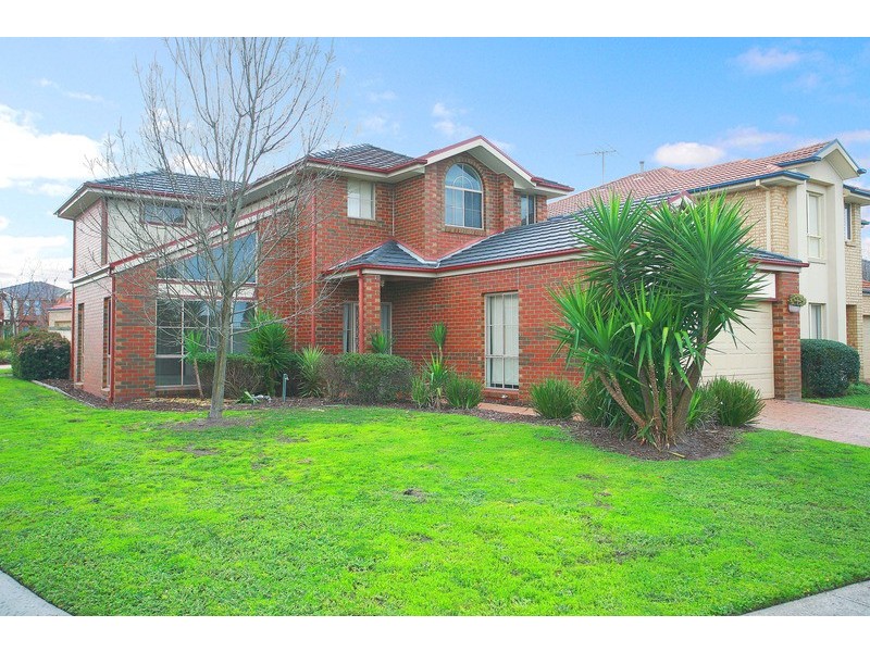 45 Amhurst Drive, Narre Warren South VIC 3805