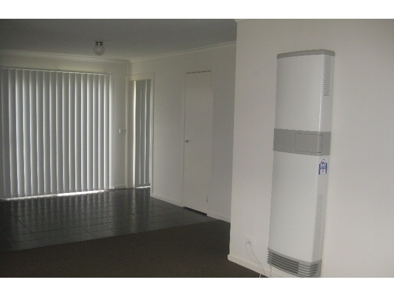 6/107-109 Breens Road, Cranbourne West VIC 3977