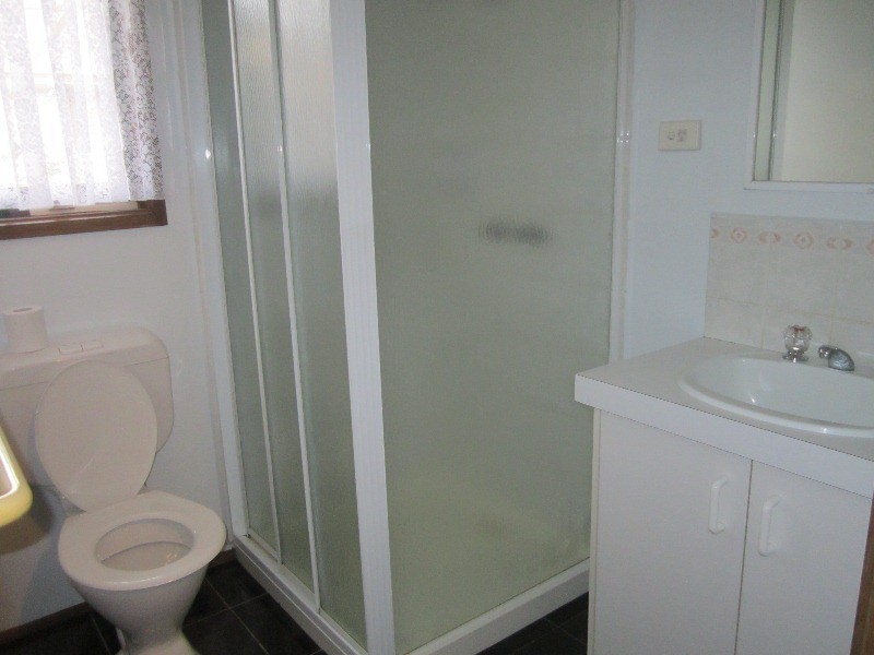 8 Lakeview Drive, Narre Warren South VIC 3805