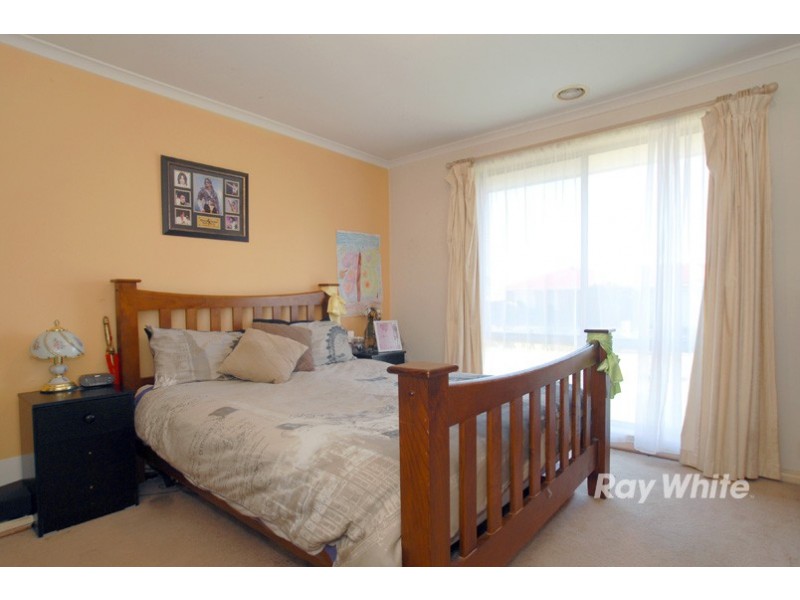 64 Raisell Road, Cranbourne West VIC 3977