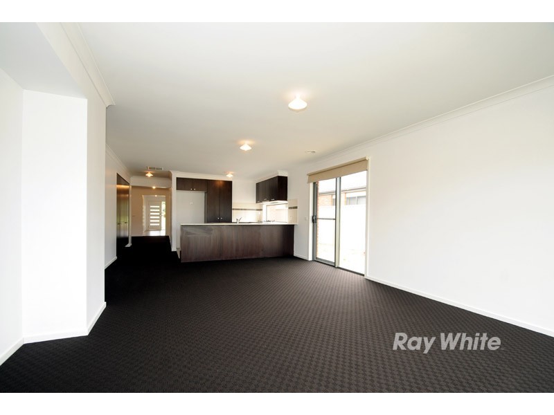 53 Victory Drive, Pakenham VIC 3810