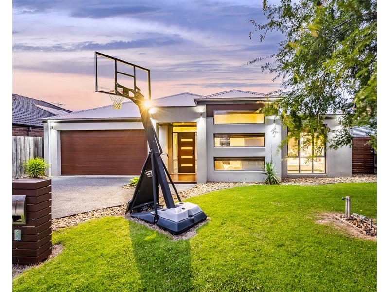 5 Devaney Avenue, Lynbrook VIC 3975