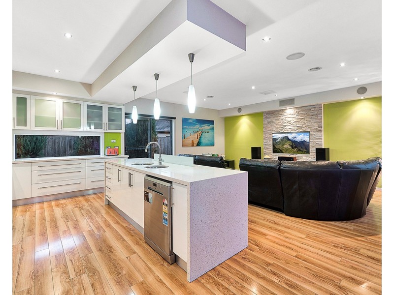 5 Devaney Avenue, Lynbrook VIC 3975