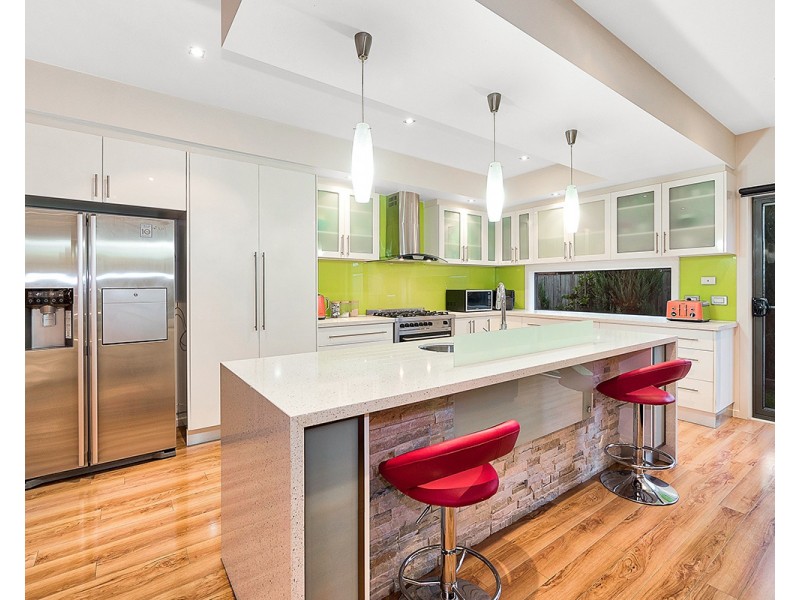 5 Devaney Avenue, Lynbrook VIC 3975