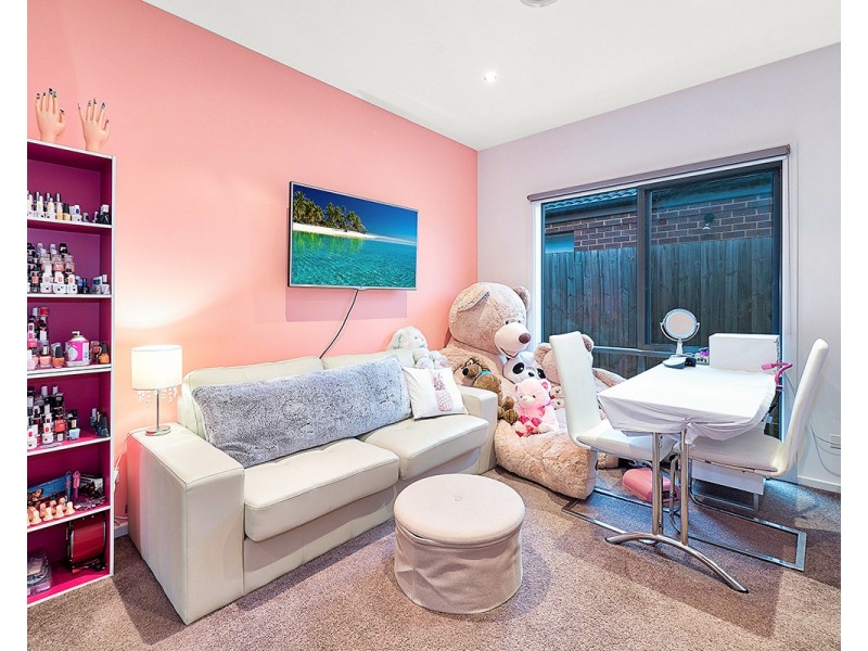 5 Devaney Avenue, Lynbrook VIC 3975