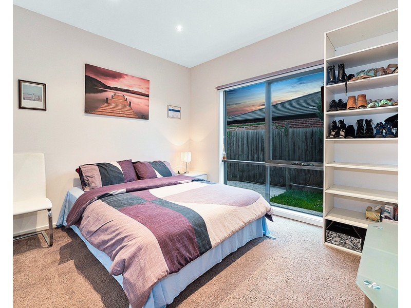 5 Devaney Avenue, Lynbrook VIC 3975