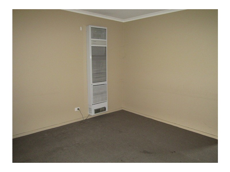 4 Fira Court, Narre Warren VIC 3805