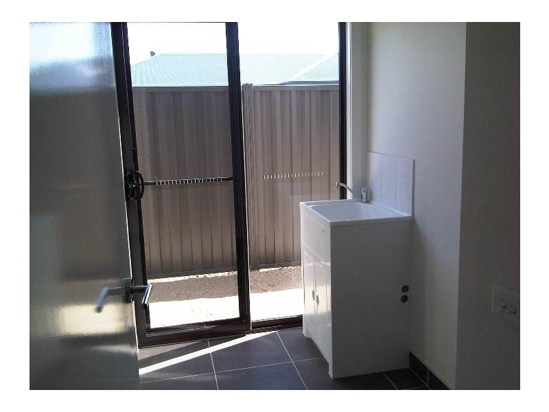 15 Cerbera Bend, Cranbourne North VIC 3977