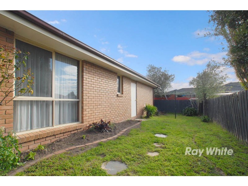 9 Kurrajong Crt, Cranbourne North VIC 3977