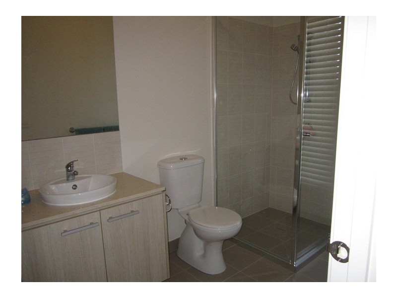 14 Hill Farm Drive, Clyde North VIC 3978