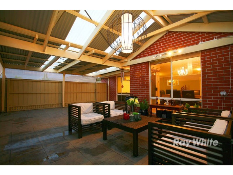 16 Ashmore Avenue, Narre Warren South VIC 3805