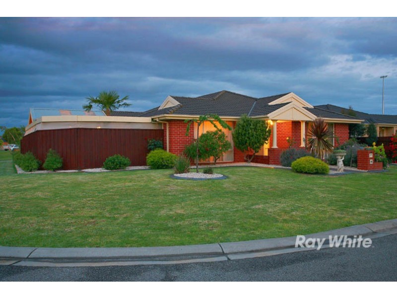 16 Ashmore Avenue, Narre Warren South VIC 3805