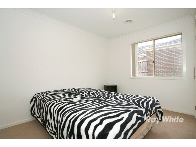 5 Greenview Court, Cranbourne North VIC 3977