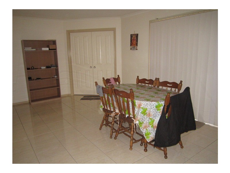 6 Athena Court, Cranbourne North VIC 3977