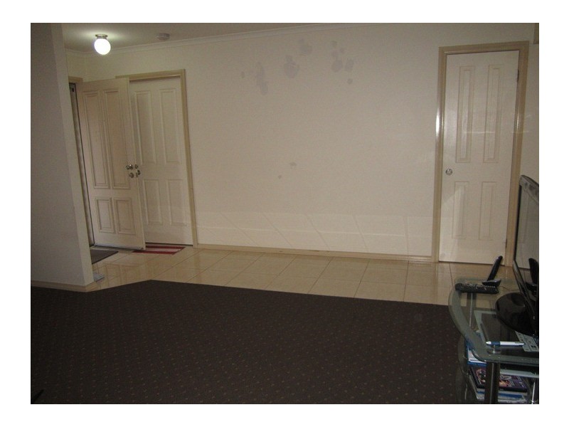 6 Athena Court, Cranbourne North VIC 3977