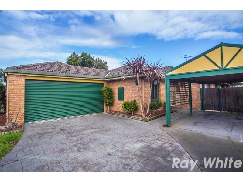 13 Coriyule Court, Cranbourne North VIC 3977