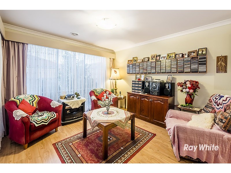 52 Challenger Circuit, Cranbourne East VIC 3977