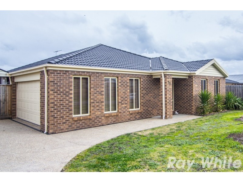 15 Walmac Close, Tooradin VIC 3980