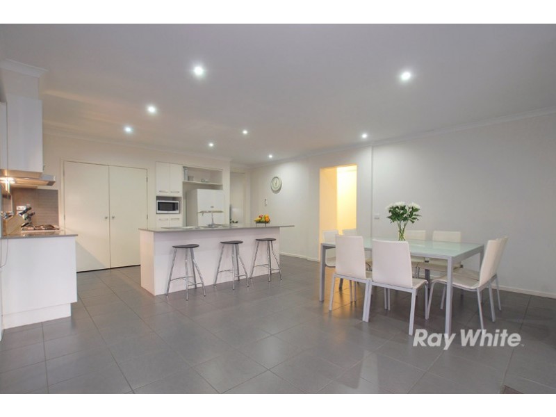 7 Gregson Grove, Lyndhurst VIC 3975