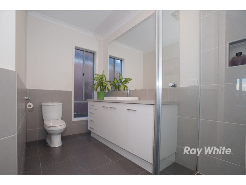 7 Gregson Grove, Lyndhurst VIC 3975