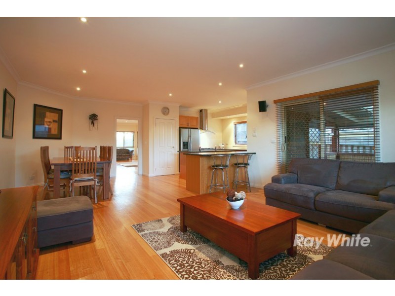 24 Waterbush Crescent, Lyndhurst VIC 3975