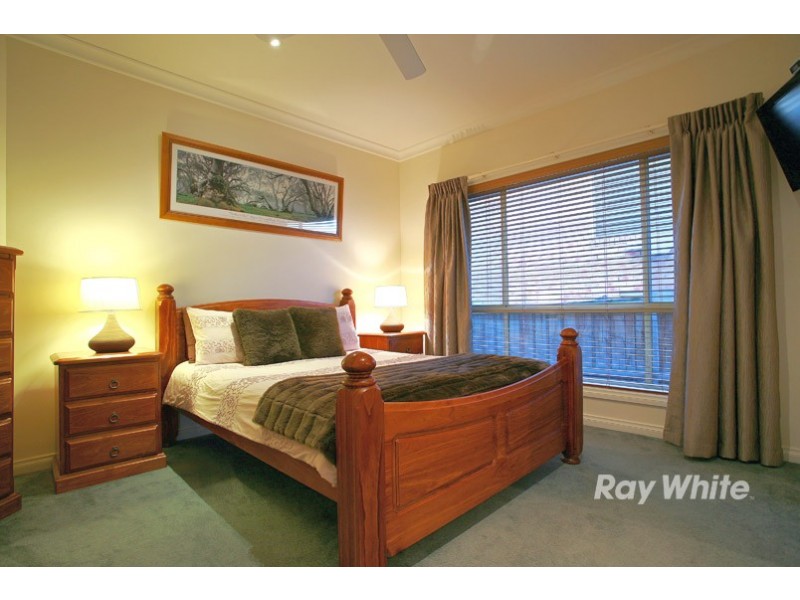 24 Waterbush Crescent, Lyndhurst VIC 3975