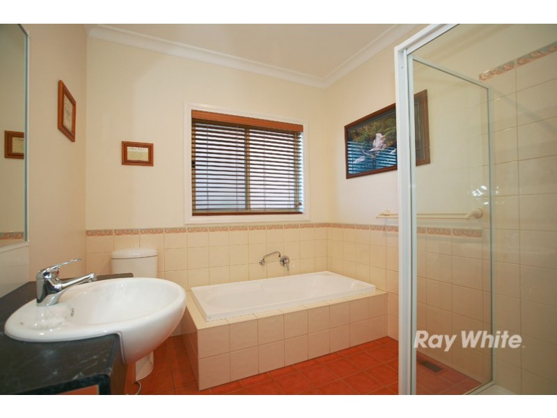 24 Waterbush Crescent, Lyndhurst VIC 3975
