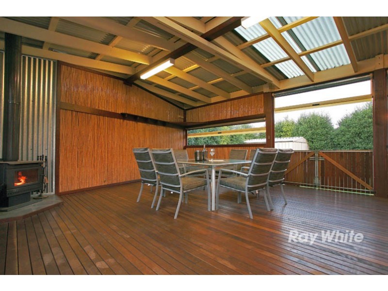 24 Waterbush Crescent, Lyndhurst VIC 3975