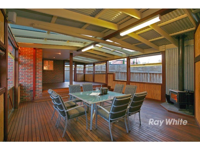 24 Waterbush Crescent, Lyndhurst VIC 3975