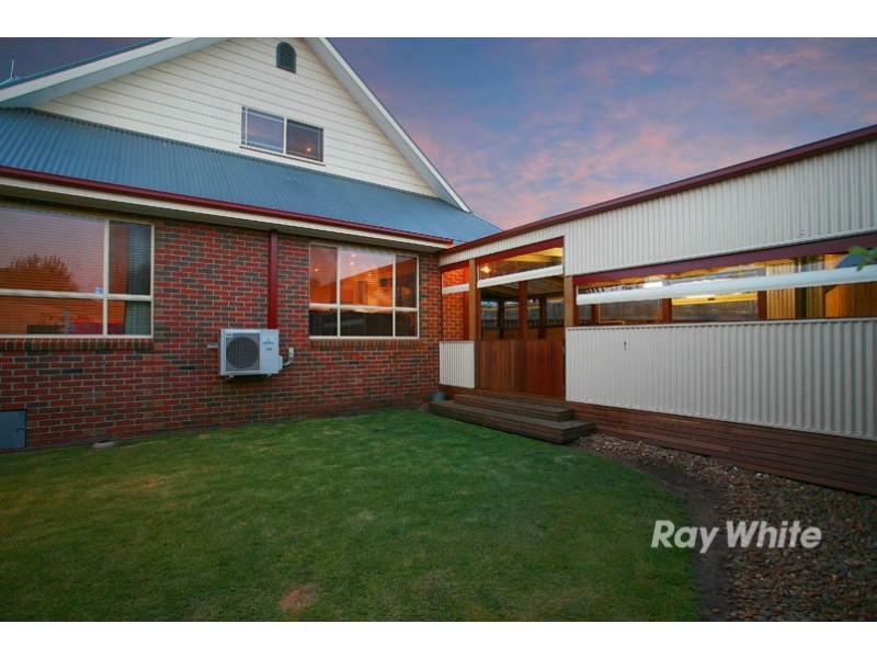24 Waterbush Crescent, Lyndhurst VIC 3975