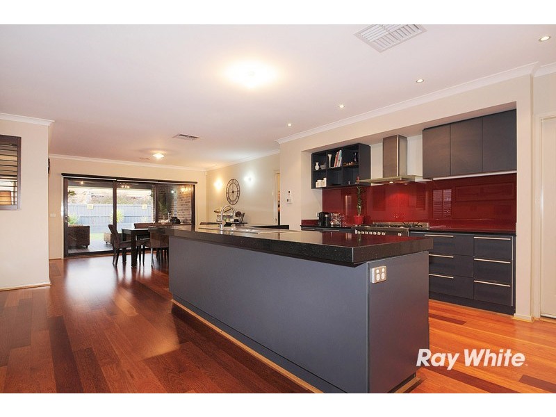 19 Viewline Way, Lyndhurst VIC 3975