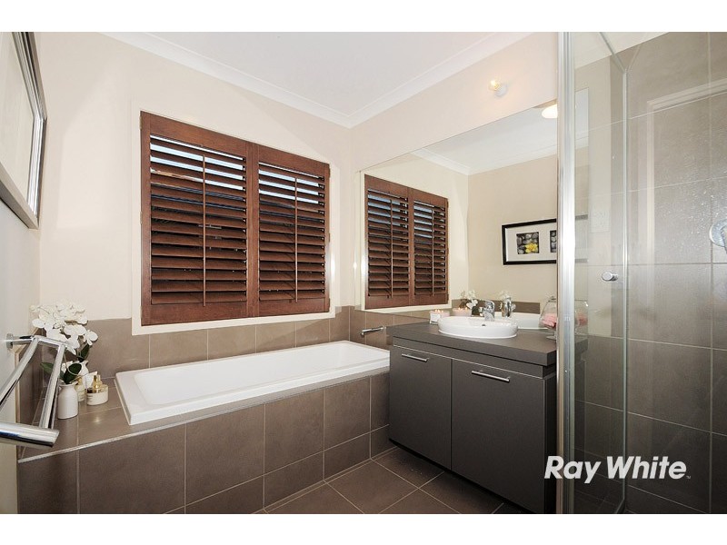 19 Viewline Way, Lyndhurst VIC 3975