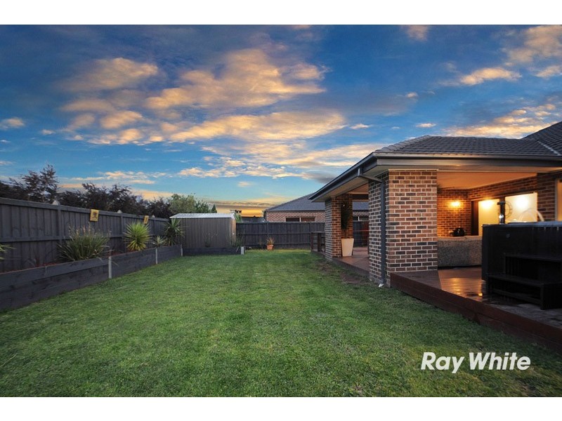 19 Viewline Way, Lyndhurst VIC 3975