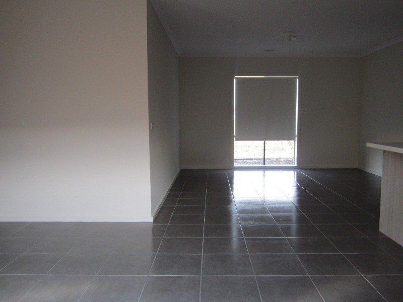 174 Selandra Boulevard, Clyde North VIC 3978