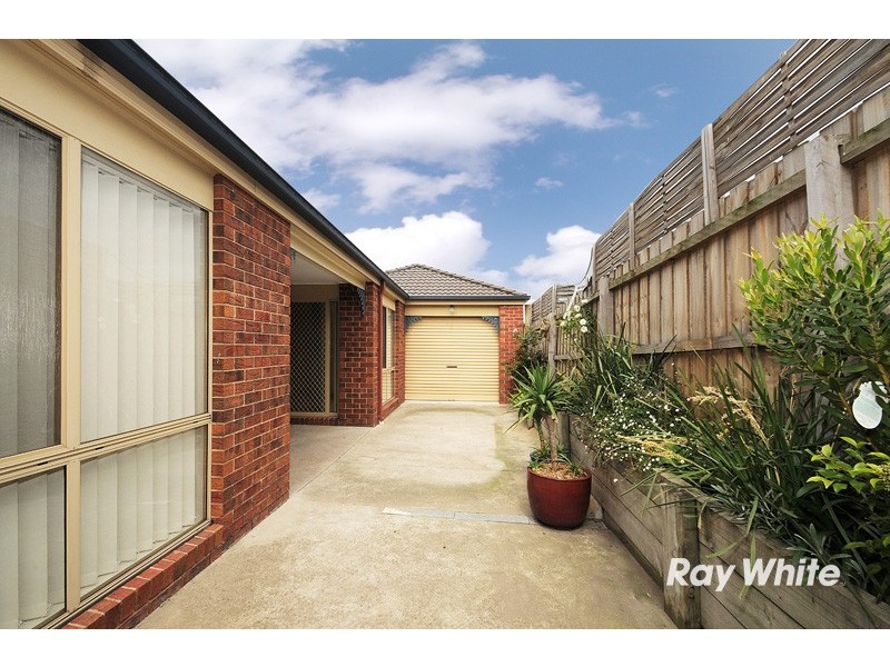 21 Cilento Crescent, Lynbrook VIC 3975