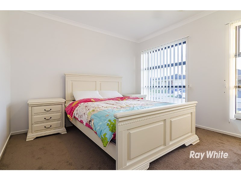 43 Gregson Grove, Lyndhurst VIC 3975