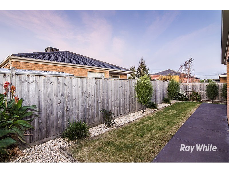 43 Gregson Grove, Lyndhurst VIC 3975