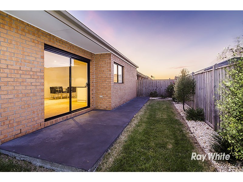 43 Gregson Grove, Lyndhurst VIC 3975