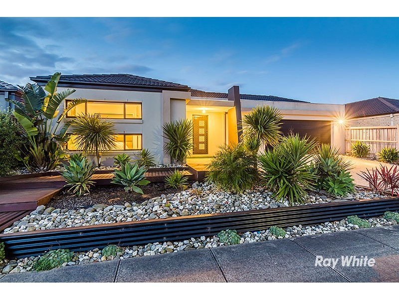 14 Caribbean Pine Court, Lyndhurst VIC 3975
