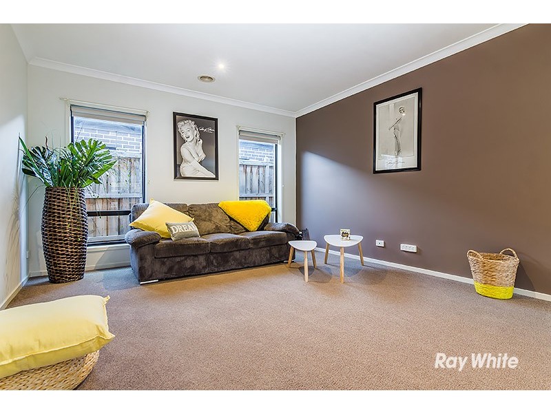 14 Caribbean Pine Court, Lyndhurst VIC 3975