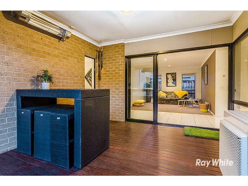 14 Caribbean Pine Court, Lyndhurst VIC 3975