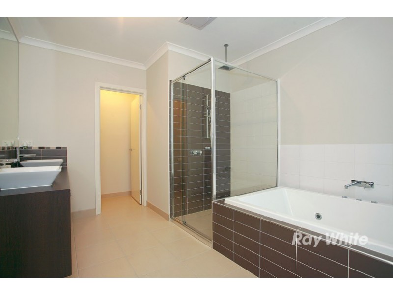 31 Tobin Way, Lyndhurst VIC 3975